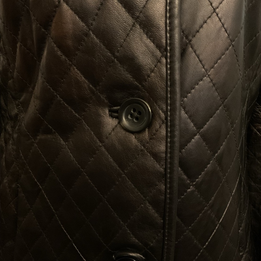 Neiman Marcus Leather Coat - Picture 6 of 7